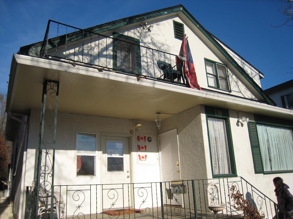 Kelowna Okanagan Lake Hostel Bagian luar foto